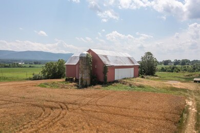 292 Wayne Ave, Stuarts Draft, VA 24477 - photo 2