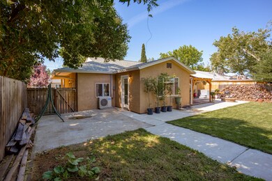 1013 2nd St, Redding, CA 96002 - photo 7