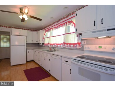 3310 Susquehanna Rd, Dresher, PA 19025 - photo 5