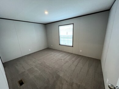 2482 Pajot Rd unit 31, Kawkawlin, MI 48631 - photo 3