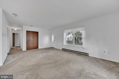 2525 Mckinley Ave, Reading, PA 19609 - photo 7