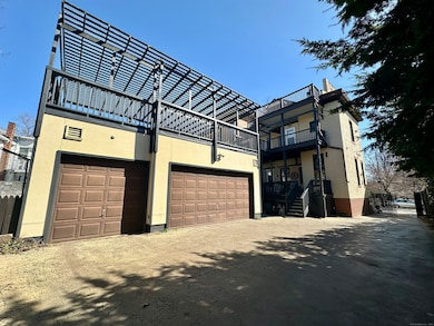 Garage to the left is dedicated to the garden apartment.
