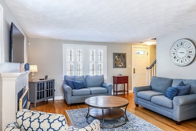 211 School St, Westwood, MA 02090 - photo 5