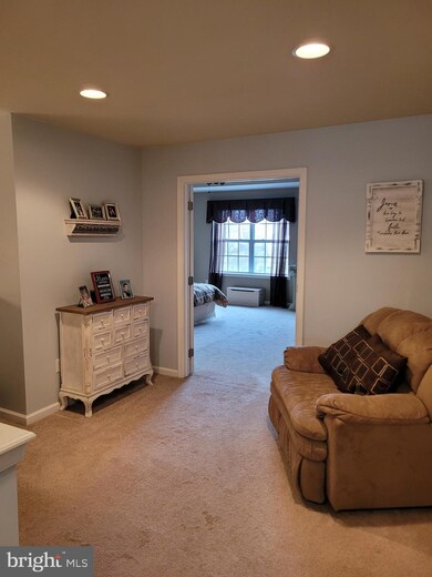 3632 Lenape Ln unit 105, Emmaus, PA 18049 - photo 4