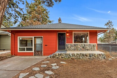 538 NE Irving Ave, Bend, OR 97701 - photo 2