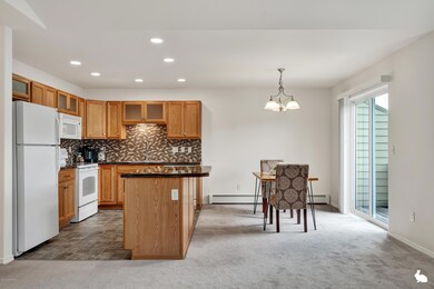 13_DiningKitchen
