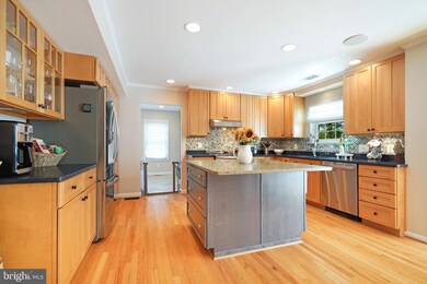 1230 Bishopsgate Way, Reston, VA 20194 - photo 6