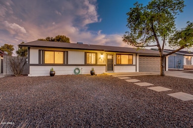 817 W Julie Dr, Tempe, AZ 85283 - photo 2