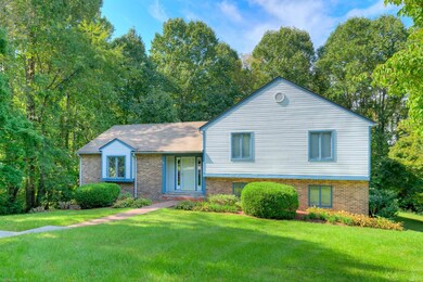 211 Pine Dr, Blacksburg, VA 24060 - photo 2