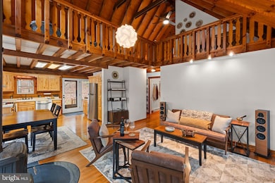 103 Eastern Cedar Ct, Paw Paw, WV 25434 - photo 5