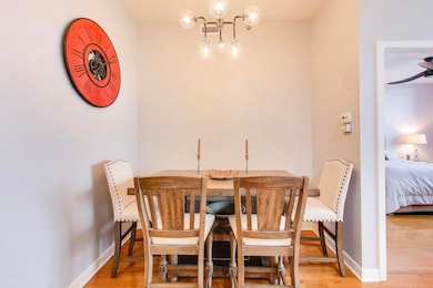 3140 N Sheffield Ave unit 504, Chicago, IL 60657 - photo 7