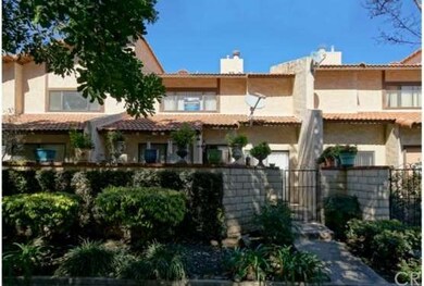 942 N Redding Way unit B, Upland, CA 91786 - photo 2