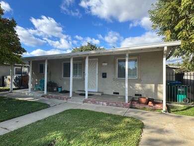 2075 E Myrtle St, Stockton, CA 95205 - photo 2