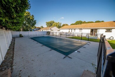 10 Sprague St, Greenville, RI 02828 - photo 6