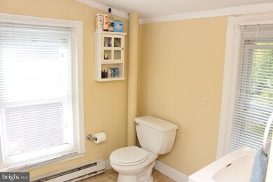 230 Simpson Rd, Ardmore, PA 19003 - photo 4