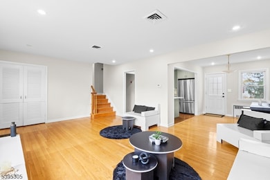 19 Petry Dr, East Hanover, NJ 07936 - photo 3