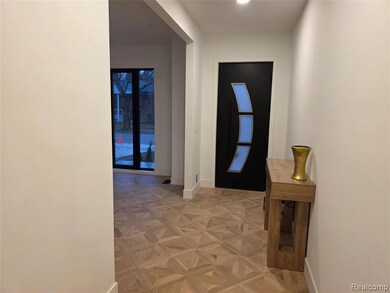 1833 N Washington Ave, Royal Oak, MI 48073 - photo 6