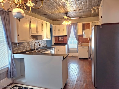 28900 Euclid Ave, Wickliffe, OH 44092 - photo 7