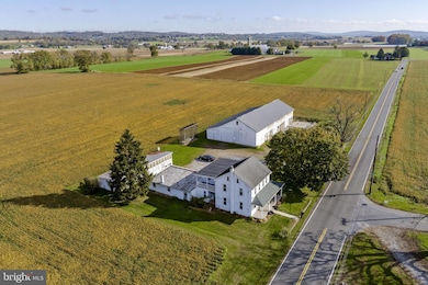 125 Indiantown Rd, Ephrata, PA 17522 - photo 3