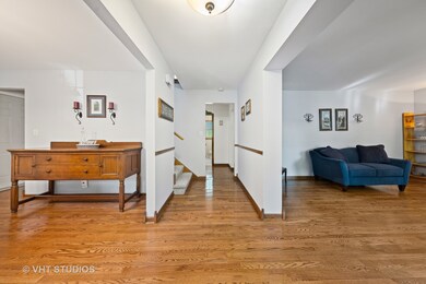 1613 Verdin Ln, Naperville, IL 60565 - photo 5