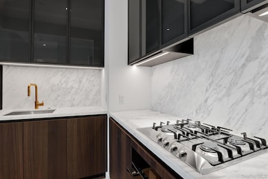 Rose Hill unit 19B, New York, NY 10016 - photo 5