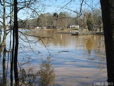 Pier - Community Pier Access located in subdivisio