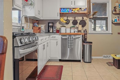 2503 E 24th St, Des Moines, IA 50317 - photo 5