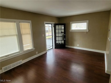 11808 Jesse Ave, Cleveland, OH 44105 - photo 3