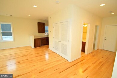732 Lamont St NW unit 301, Washington, DC 20010 - photo 6
