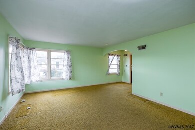 1099 16th Ave SW, Albany, OR 97321 - photo 5