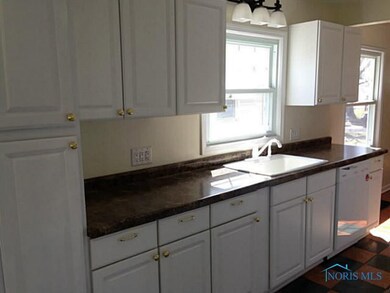 2541 106th St, Toledo, OH 43611 - photo 5