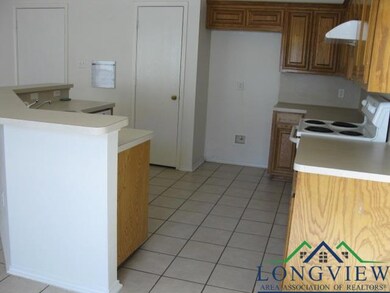 1708 Emily Ln, Kilgore, TX 75662 - photo 6