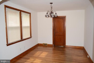 1241 Linden Ave, Halethorpe, MD 21227 - photo 3