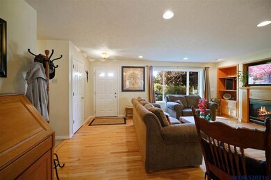 4810 Shoreline Dr N, Keizer, OR 97303 - photo 4