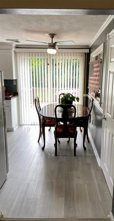 4 Strafford Rd, Dover, NH 03820 - photo 3