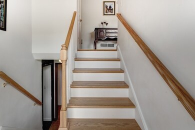 531 Coronation Dr, Franklin, MA 02038 - photo 4