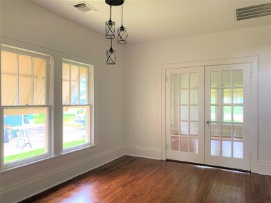 918 W Chestnut St, Denison, TX 75020 - photo 6