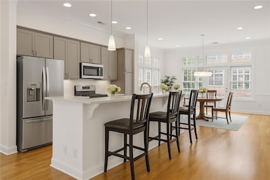 “Virtually Renovated Kitchen – Imagine the Possibilities!”