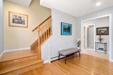 239 Nahant St unit D, Wakefield, MA 01880 - photo 2