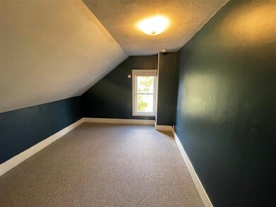 514 Middle St unit 1, Portsmouth, NH 03801 - photo 2