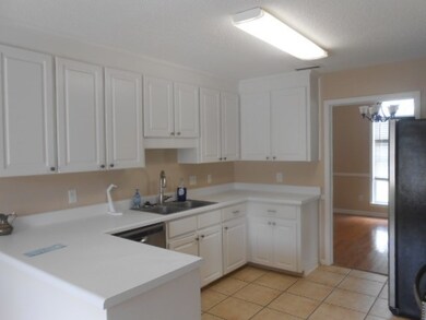 805 Woodleigh Rd, Dothan, AL 36305 - photo 7