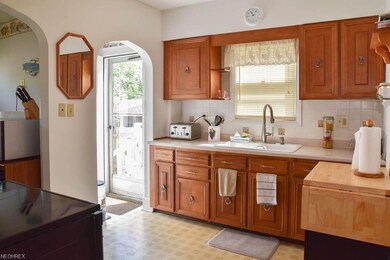 Backyard access in the kitchen.