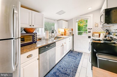 117 W Ashland St unit 1B, Doylestown, PA 18901 - photo 6