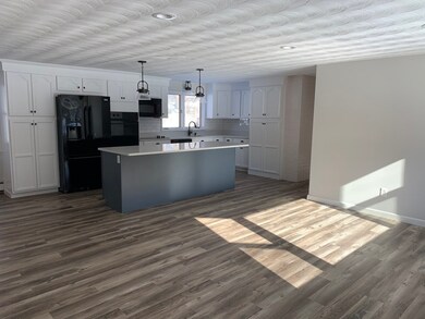 4 Winifred Rd, Framingham, MA 01701 - photo 4