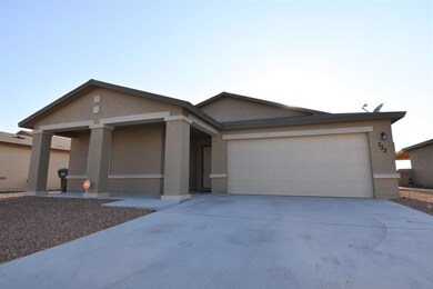 733 Nuevo Desierto Dr, Horizon City, TX 79928 - photo 2