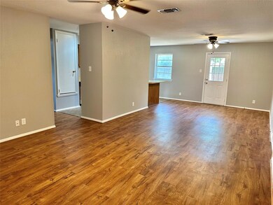 1508 Patricia Dr, Gainesville, TX 76240 - photo 5