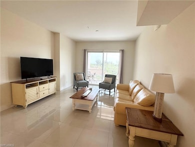 15901 Royal Pointe Ln unit 405, Fort Myers, FL 33908 - photo 6