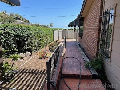 3154 Lloyd St, San Diego, CA 92117 - photo 3