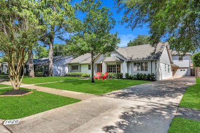 1020 Cheshire Ln, Houston, TX 77018 - photo 2