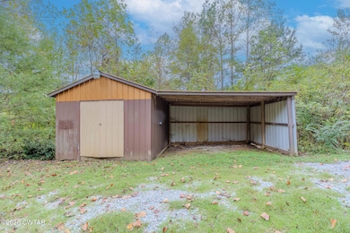 2850 Jeanette Holladay Rd, Parsons, TN 38363 - photo 6